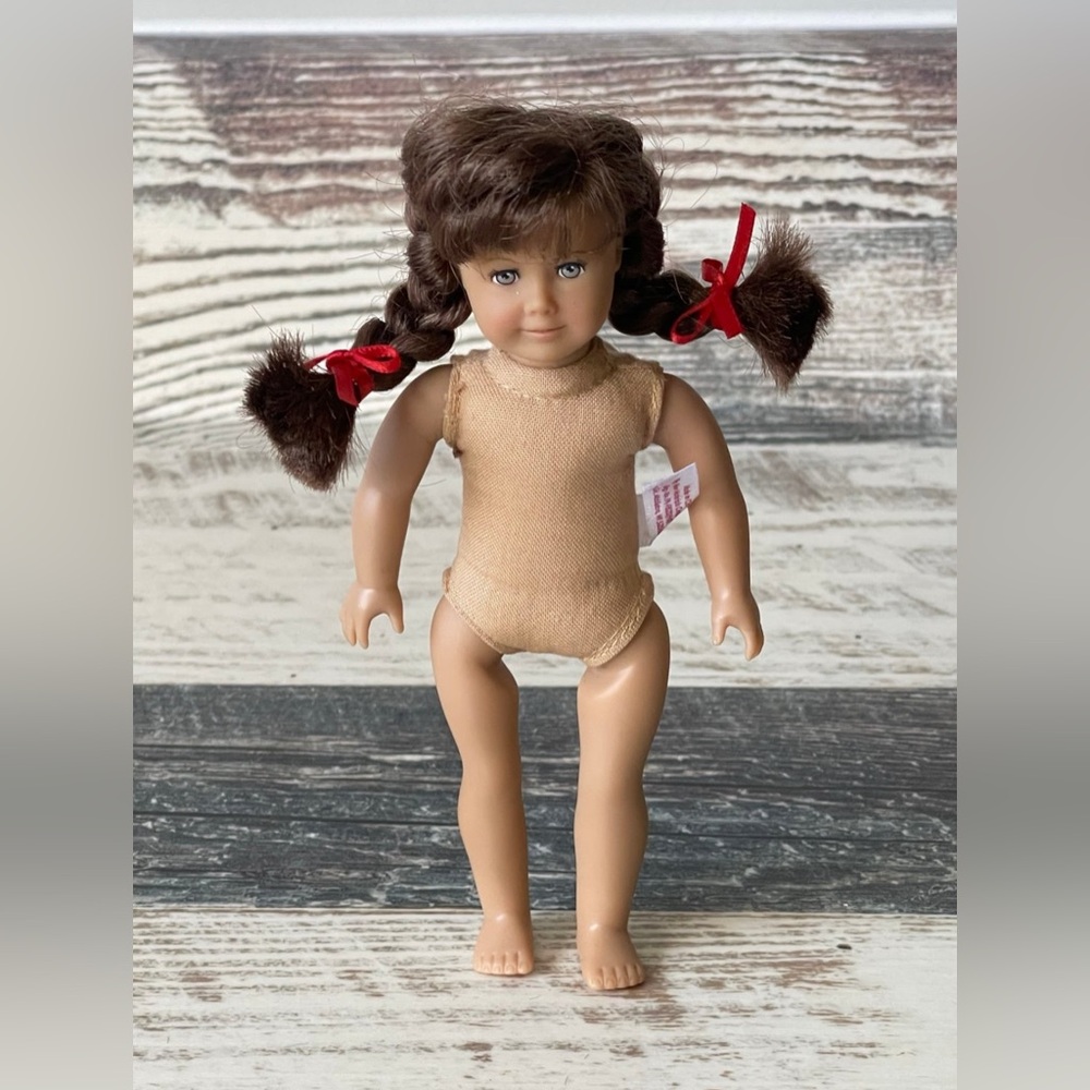 American Girl Doll MINI 6” Doll MOLLY - Classic Soft Body Doll NO Clothes 2002